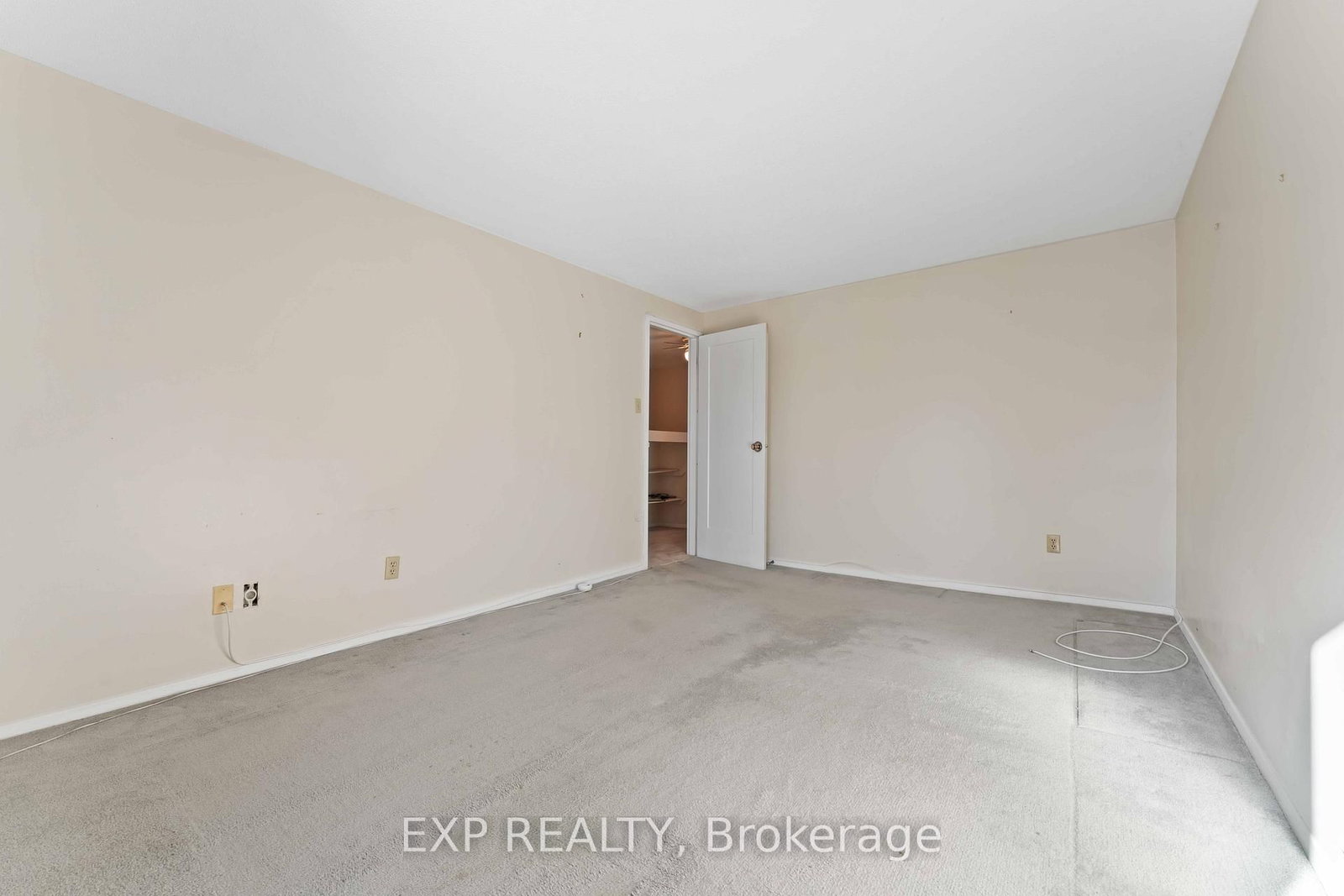 820 CAHILL Drive W • #38 • Ottawa, ON photo 21