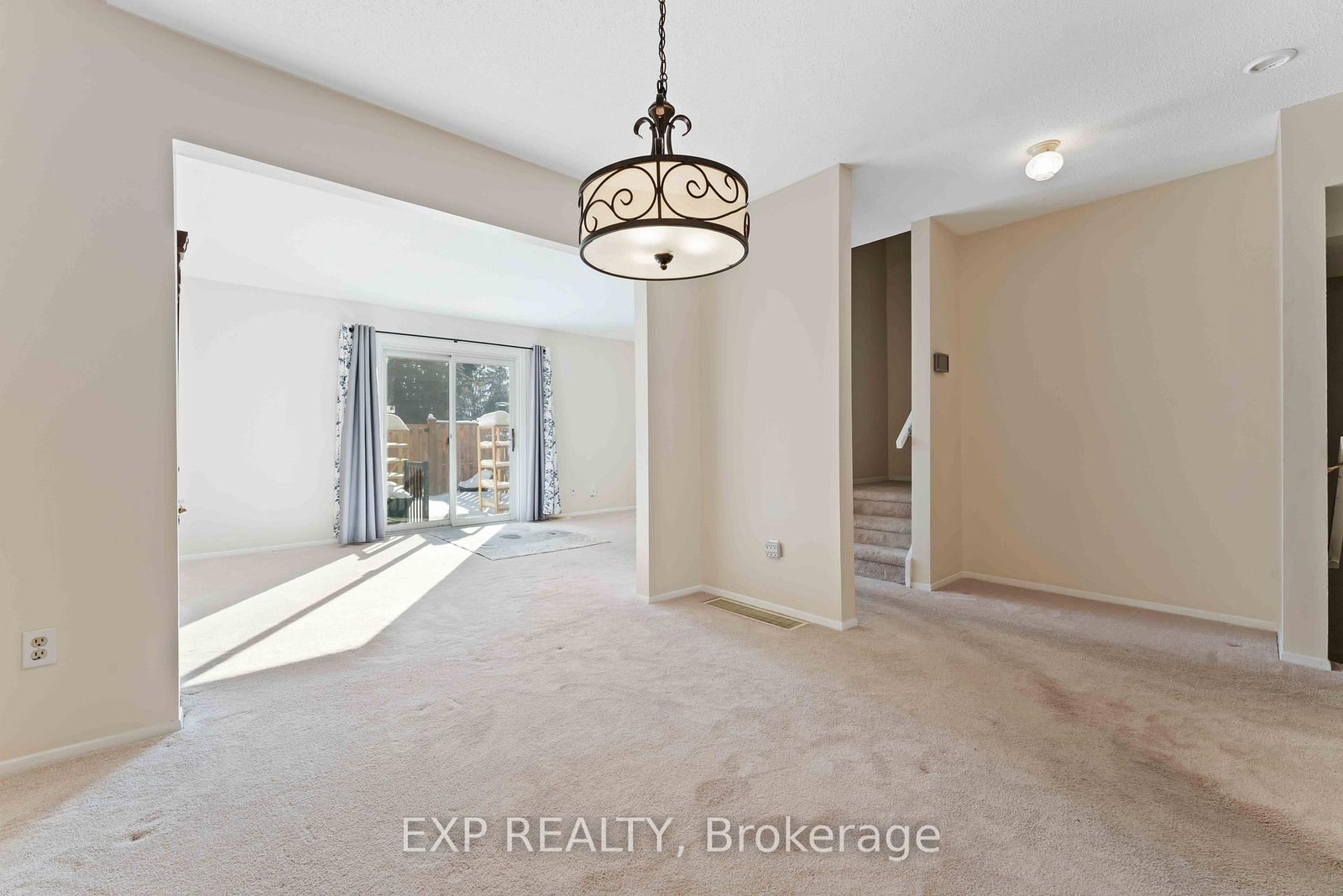 820 CAHILL Drive W • #38 • Ottawa, ON photo 6