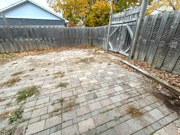 137 King Street • Kawartha Lakes, ON photo 13