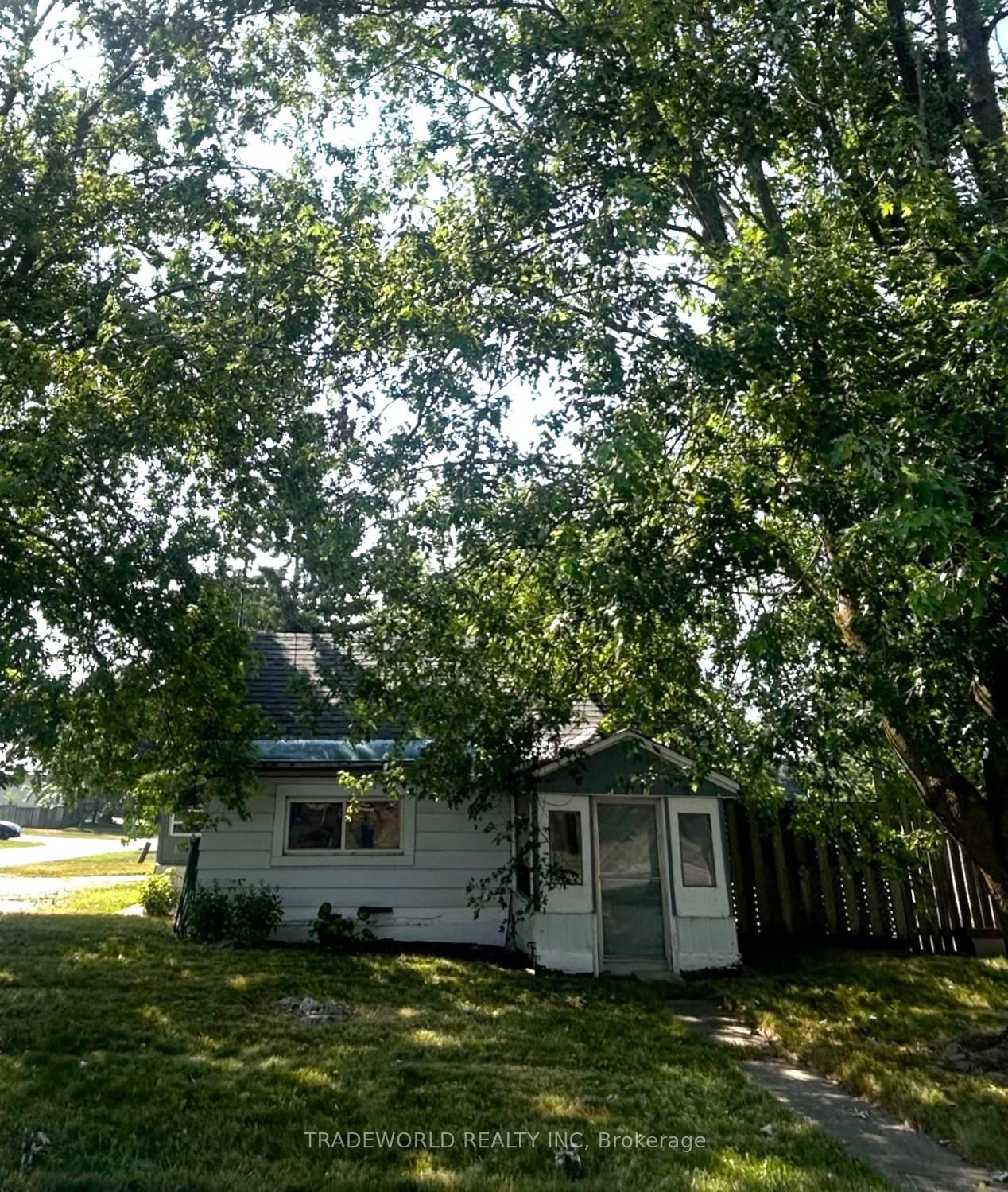 137 King Street • Kawartha Lakes, ON photo 15