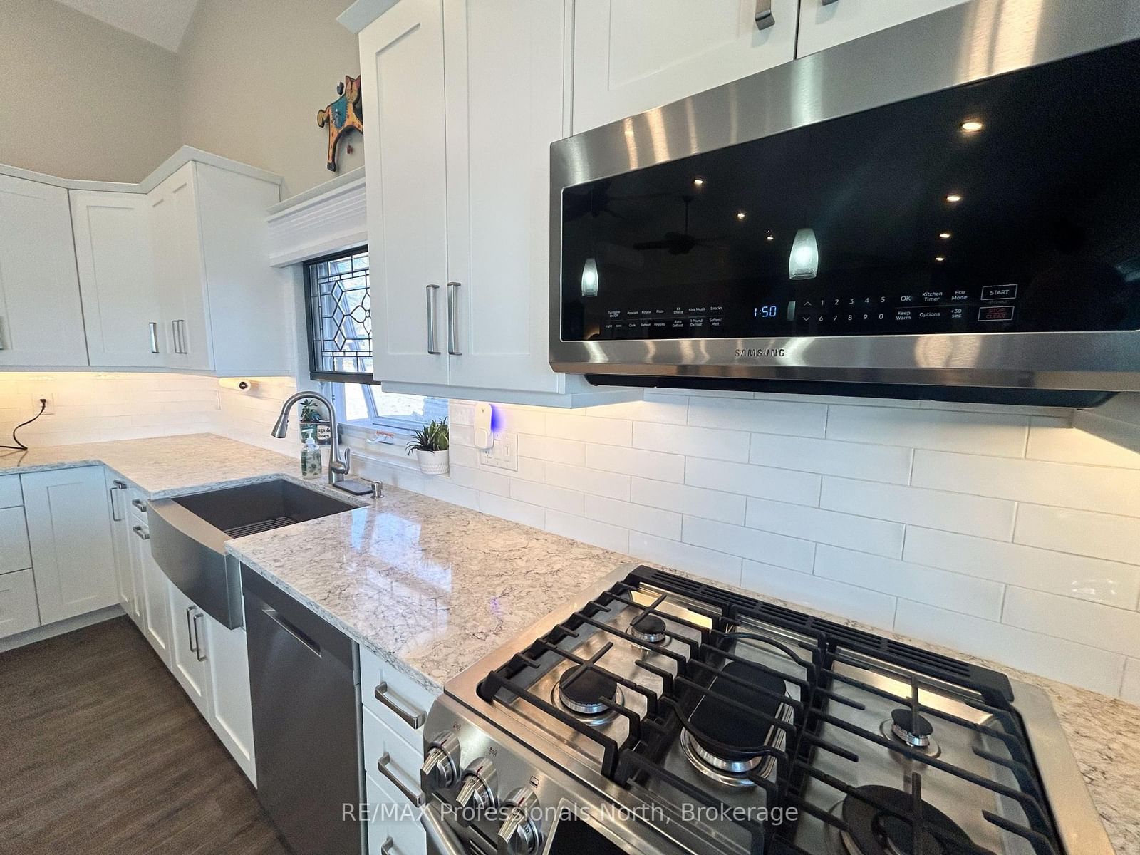 563 Dalhaven Road • Selwyn, ON photo 10