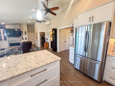 563 Dalhaven Road • Selwyn, ON photo 9