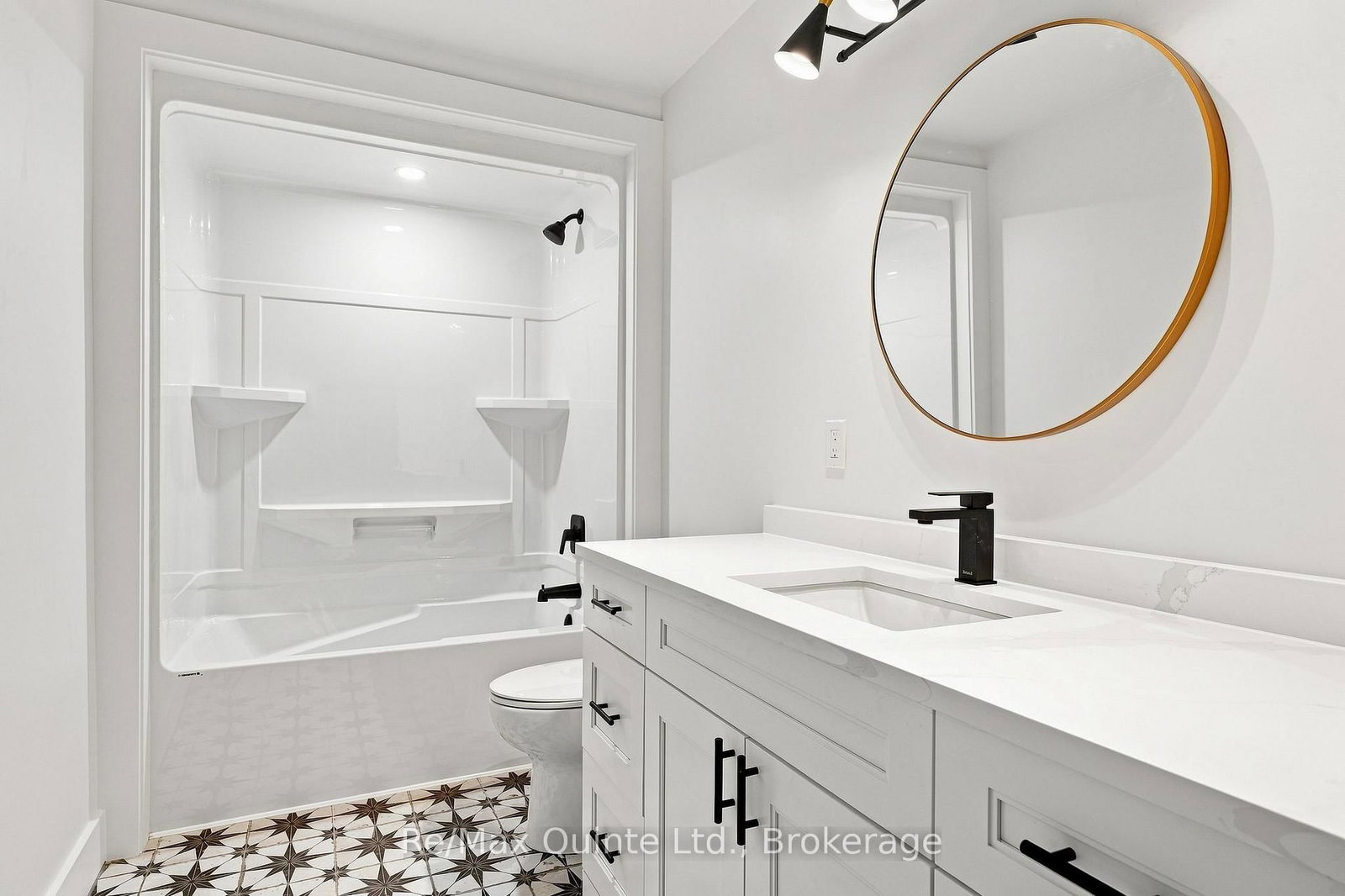 417 County Road 28 • Prince Edward County, ON photo 21