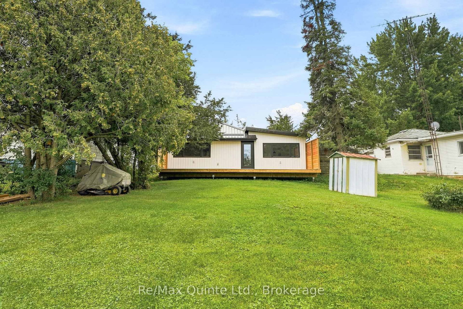 417 County Road 28 • Prince Edward County, ON photo 30