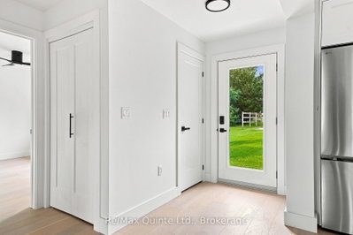 417 County Road 28 • Prince Edward County, ON photo 6