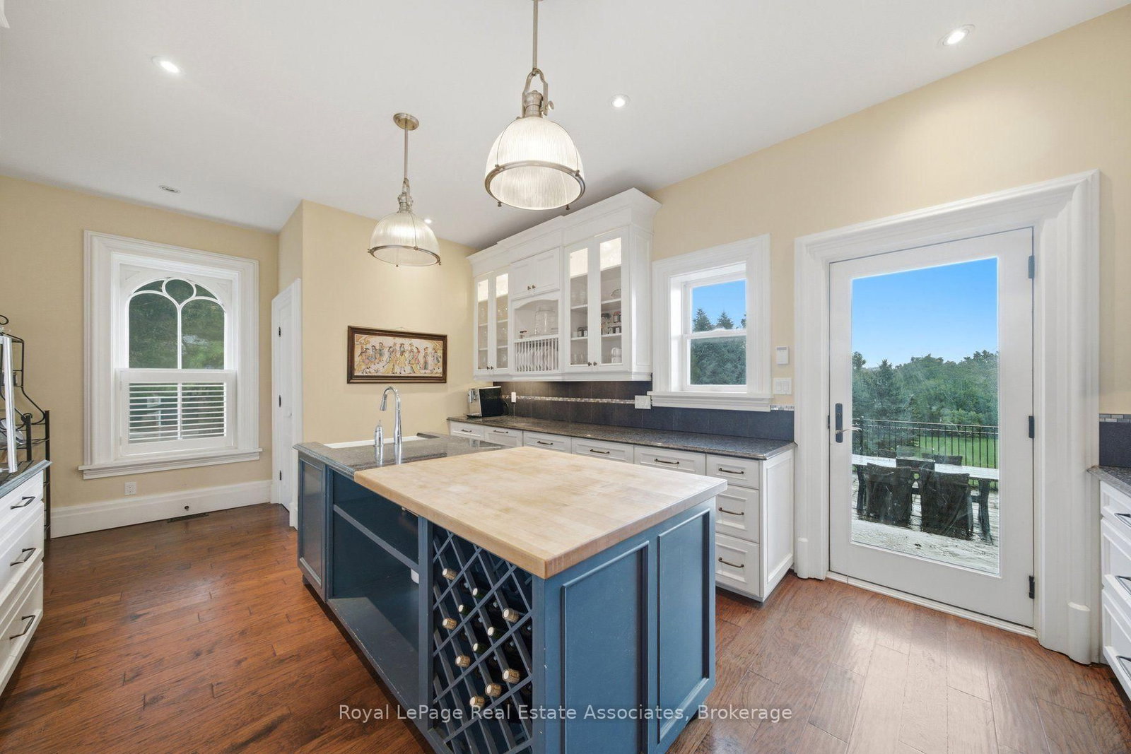 398 Canboro Road • Pelham, ON photo 11
