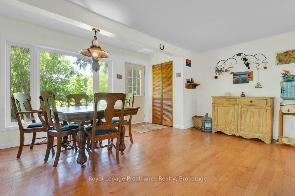 2014 Foxboro-Stirling Road • Stirling, ON photo 10