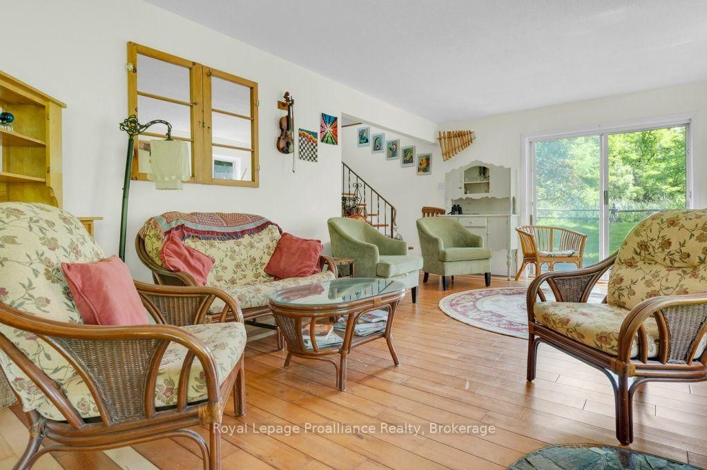 2014 Foxboro-Stirling Road • Stirling, ON photo 15