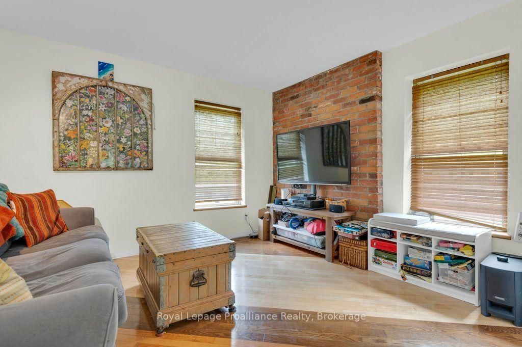 2014 Foxboro-Stirling Road • Stirling, ON photo 20