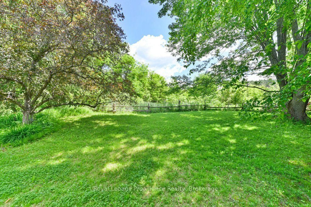 2014 Foxboro-Stirling Road • Stirling, ON photo 26