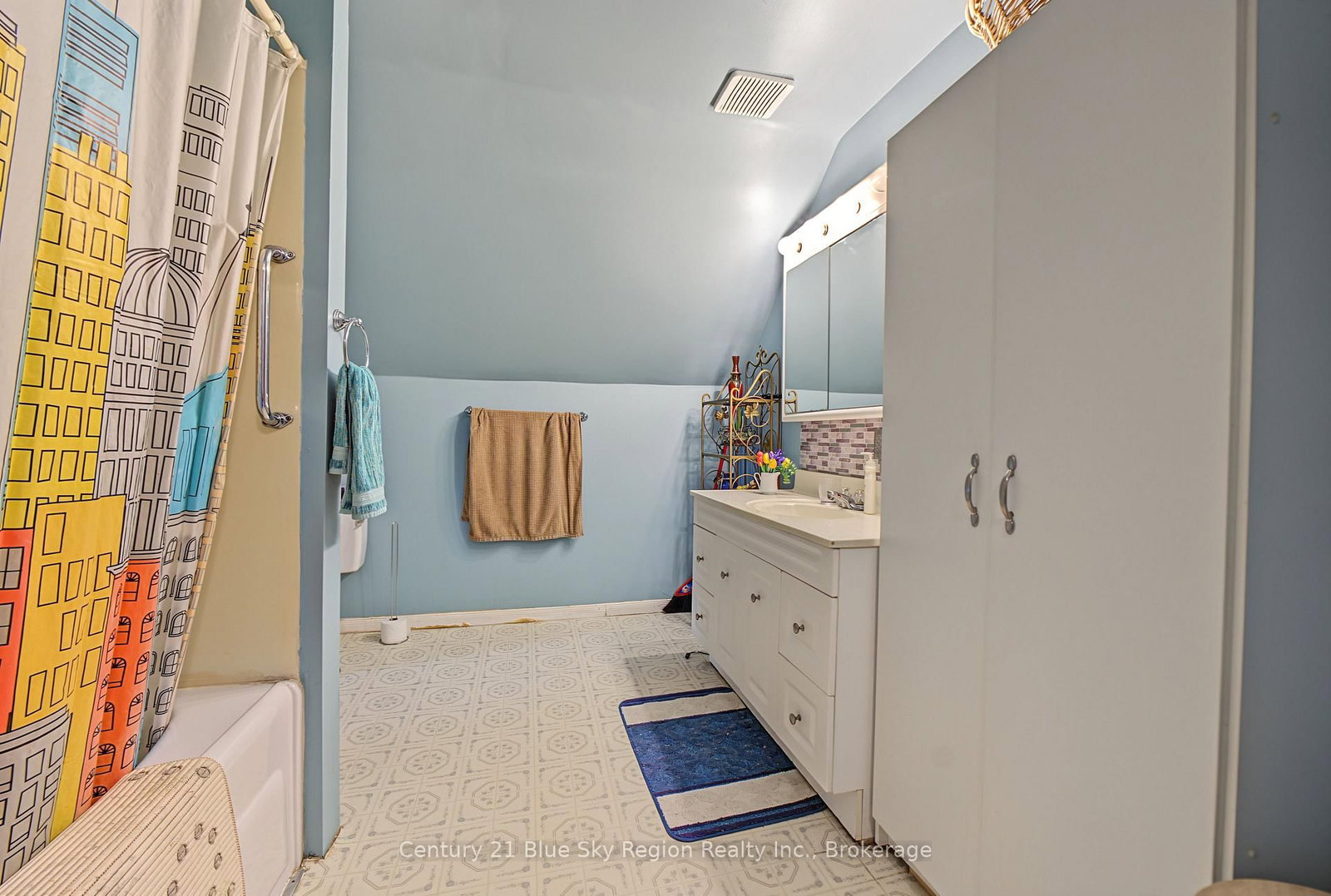 869 FERGUSON Street • North Bay, ON photo 16