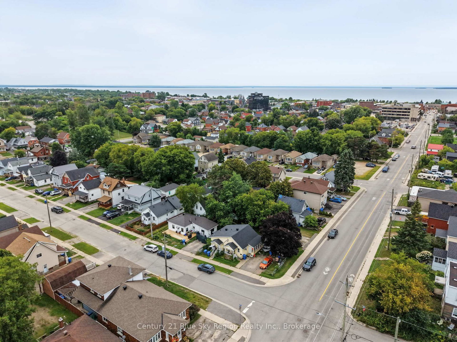 869 FERGUSON Street • North Bay, ON photo 25