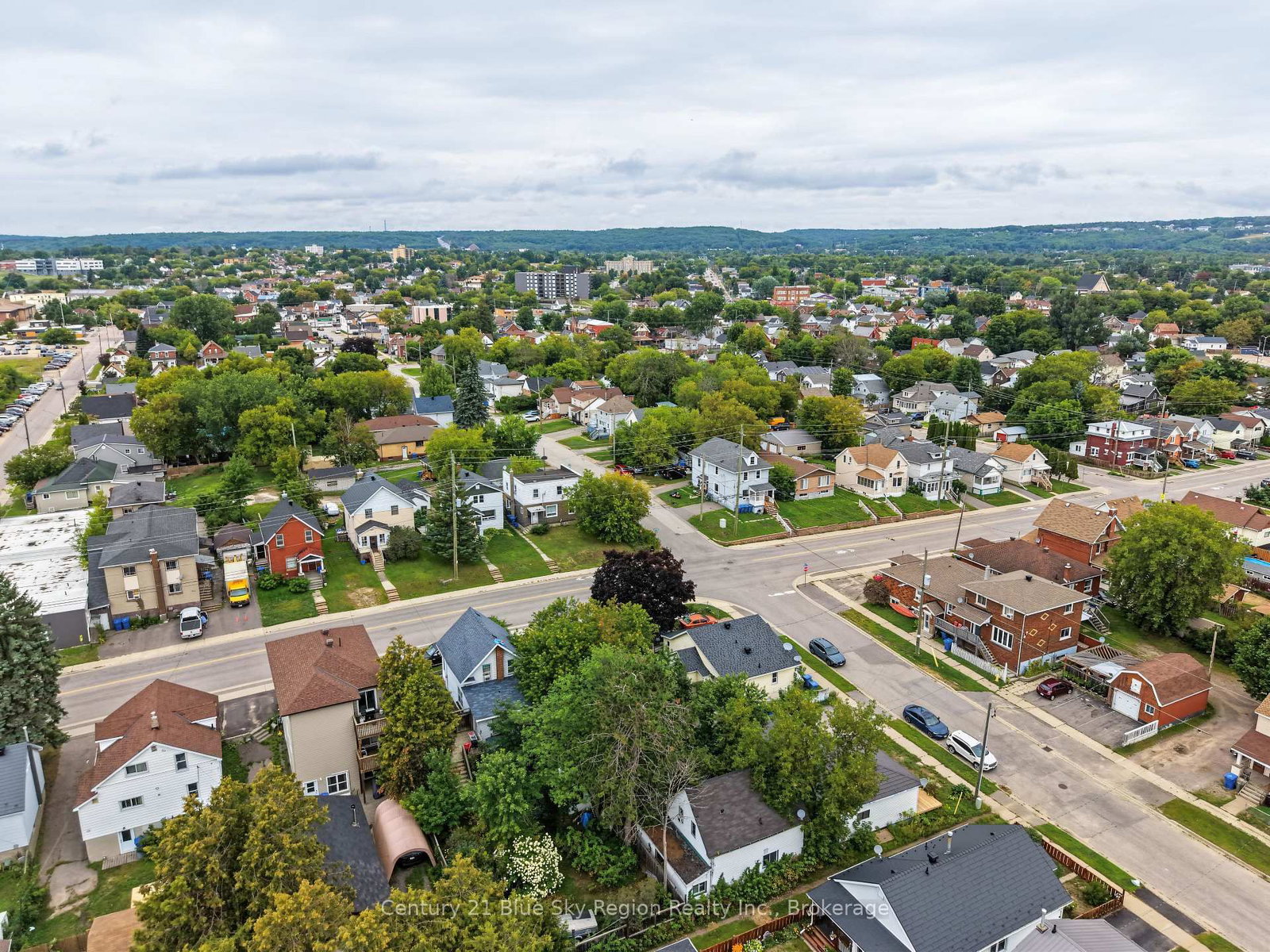 869 FERGUSON Street • North Bay, ON photo 27