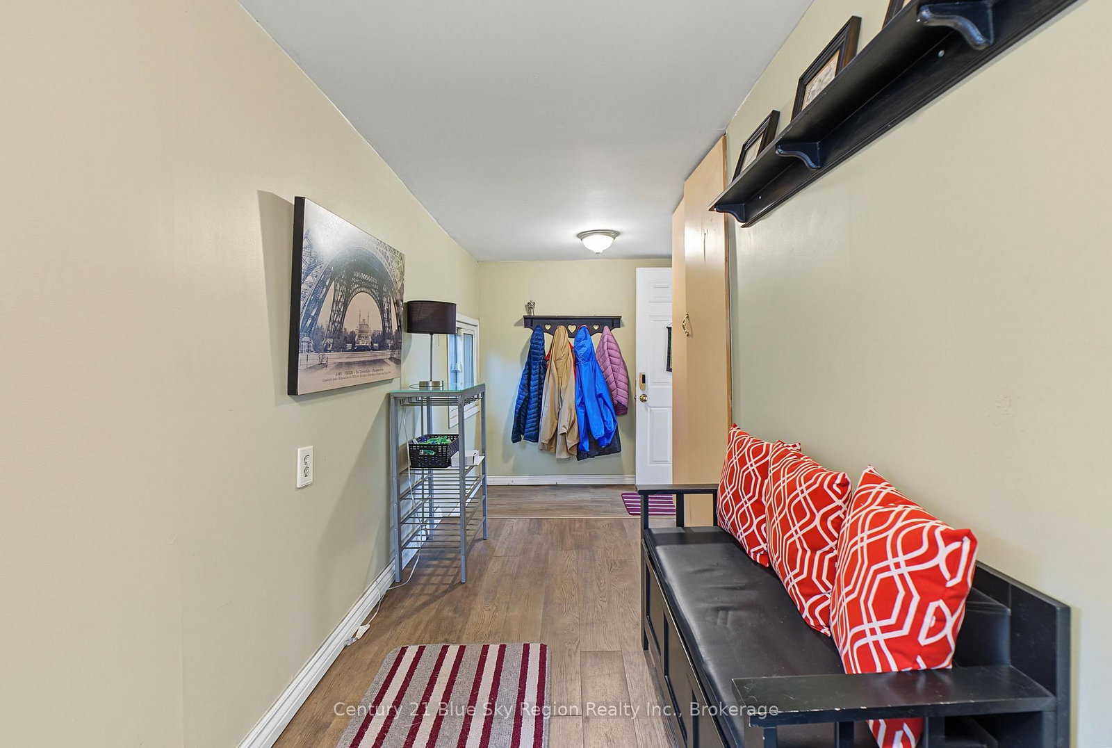 869 FERGUSON Street • North Bay, ON photo 3
