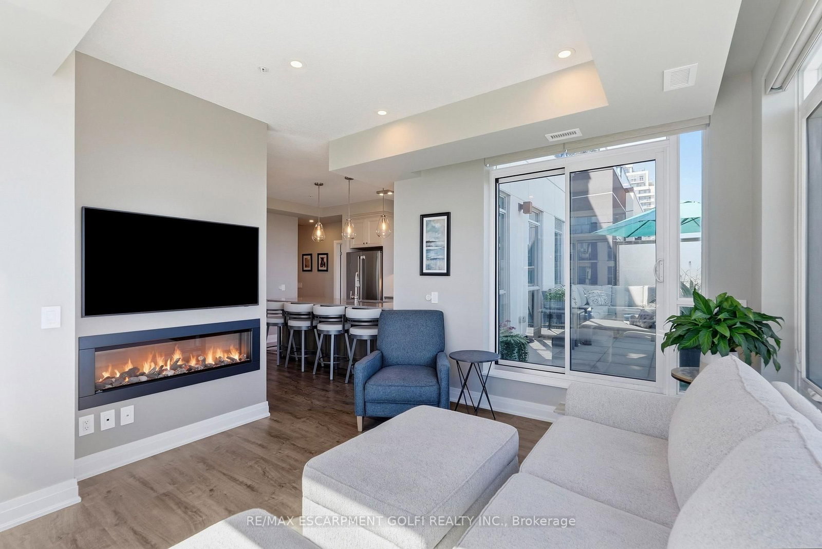 16 Concord Place • #445 • Grimsby, ON photo 14