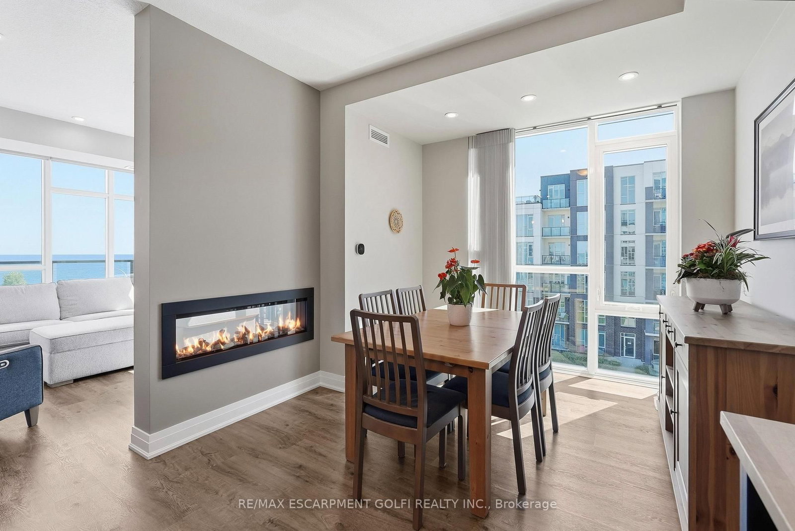 16 Concord Place • #445 • Grimsby, ON photo 19