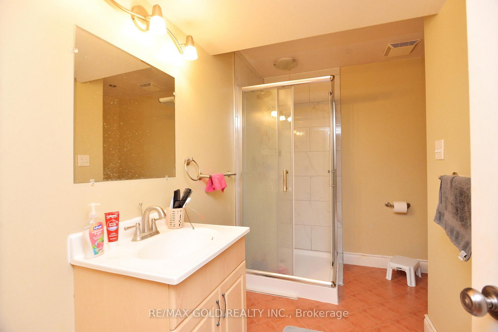 230 Doon Mills Drive • Kitchener, ON photo 36