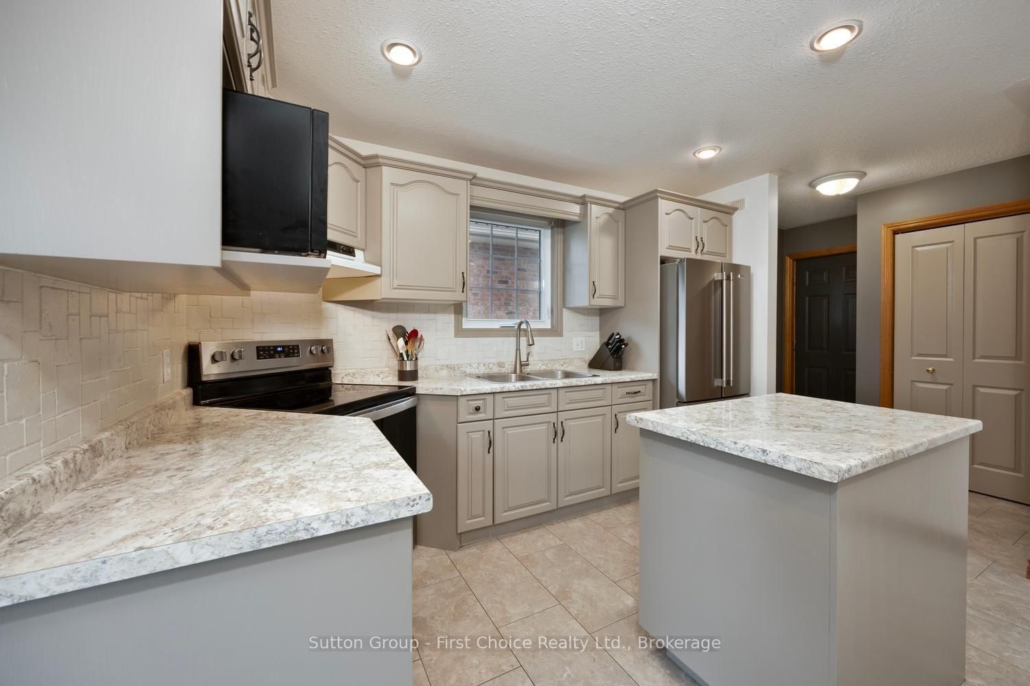 56 Cobourg Street • West Perth, ON photo 10