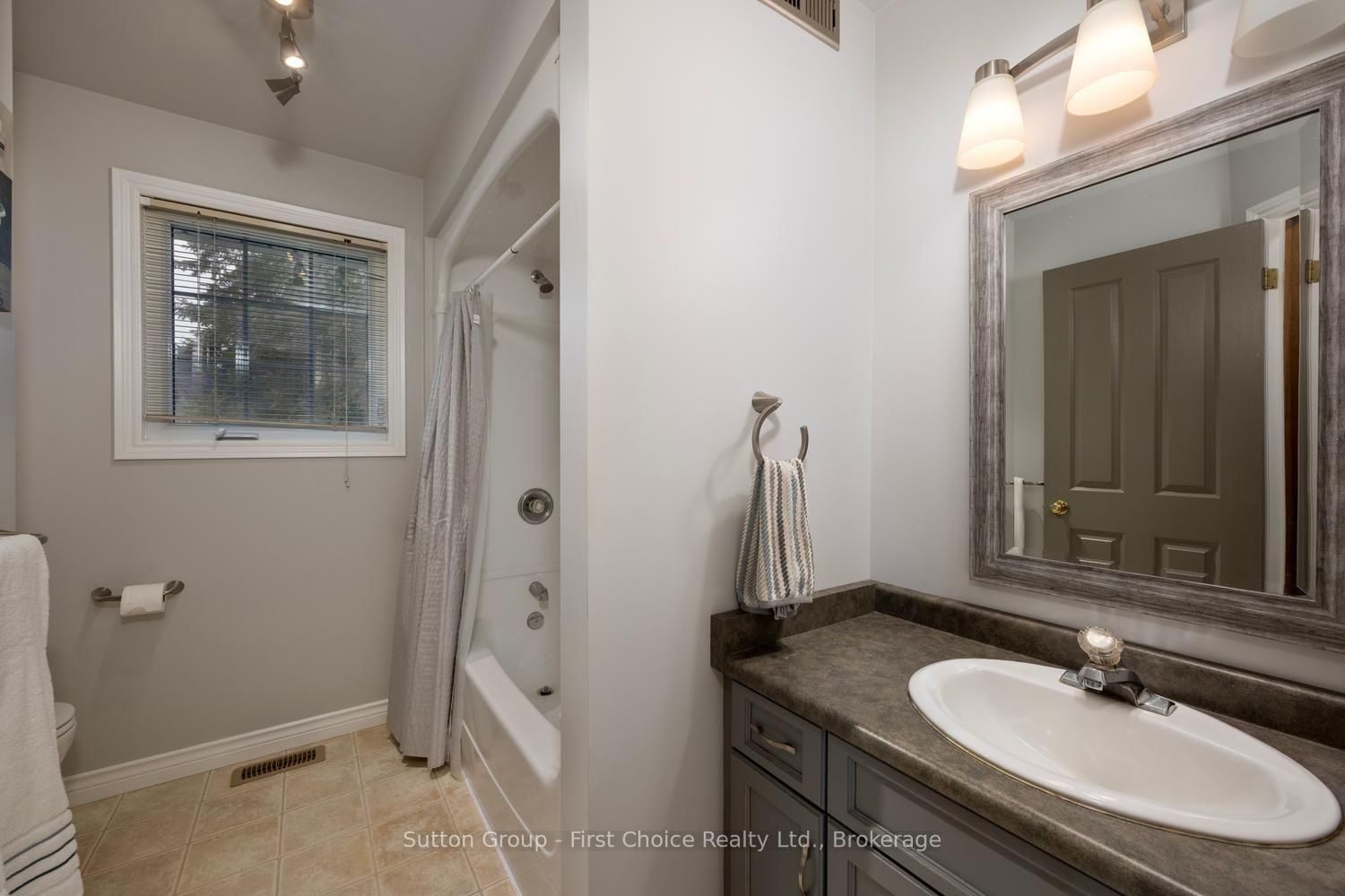56 Cobourg Street • West Perth, ON photo 16
