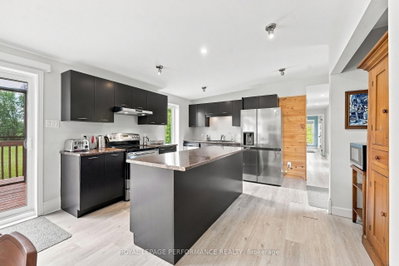 880 Concession 1 Road • Alfred and Plantagenet, ON photo 6