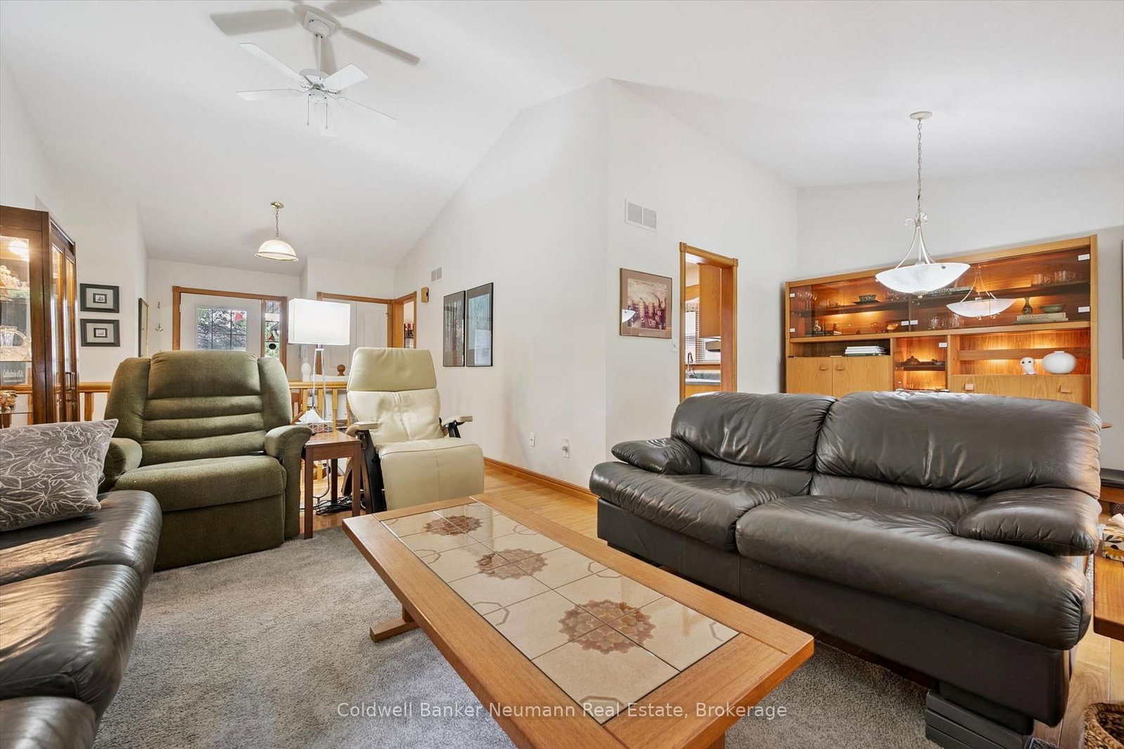 11 Keating Drive • Centre Wellington, ON photo 6
