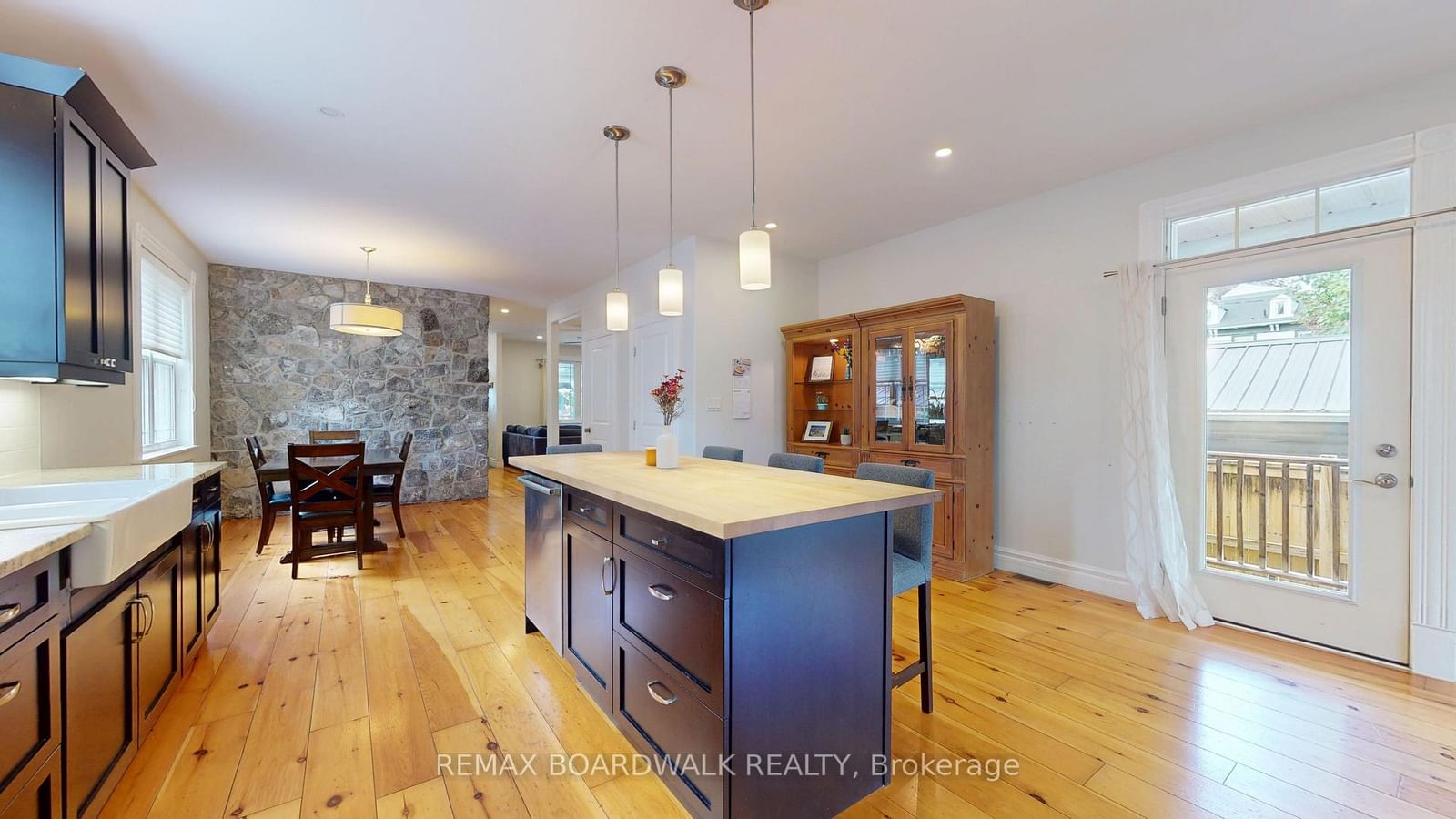 51 Ormond Street • Brockville, ON photo 12