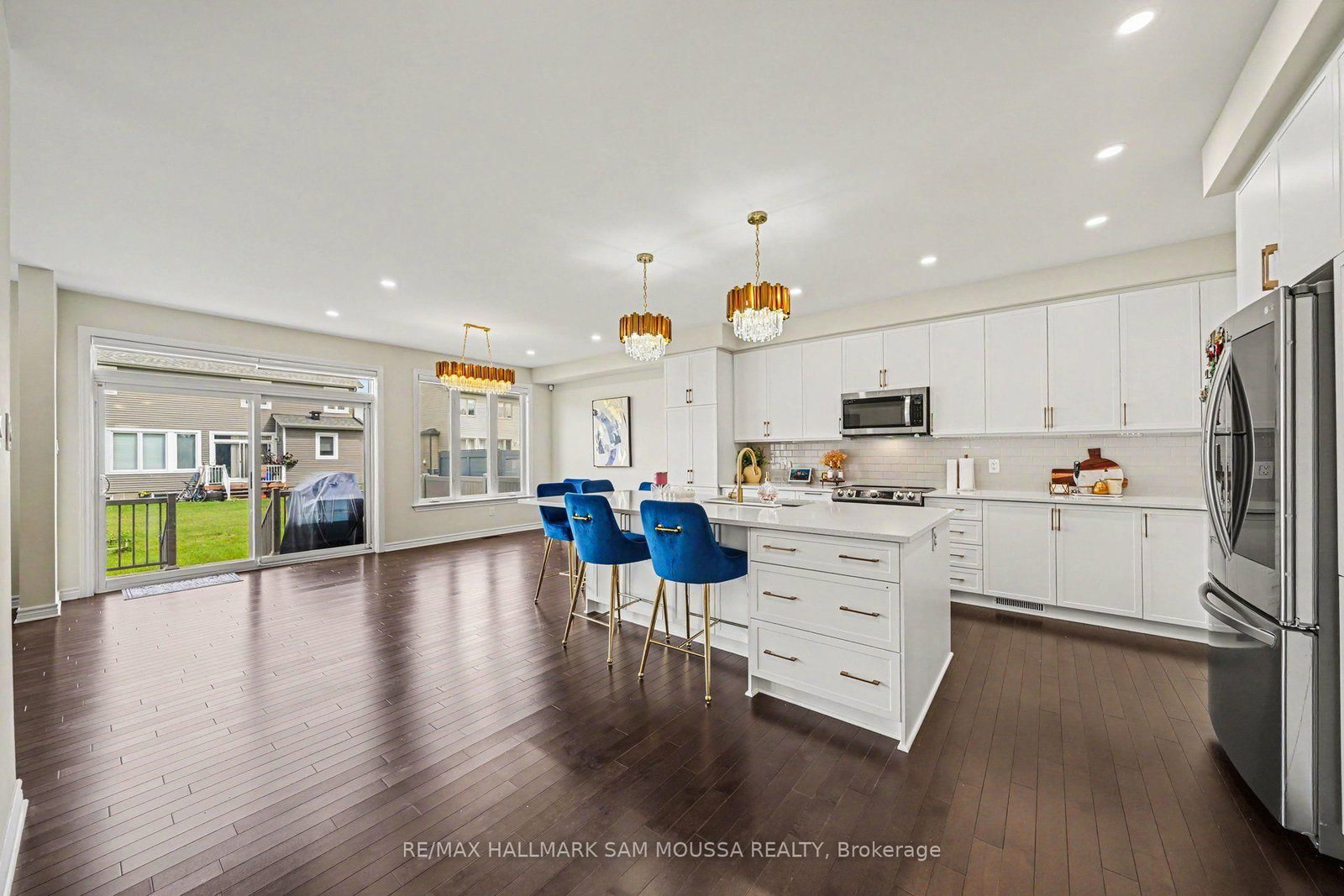 490 Central Park Boulevard • Russell, ON photo 14