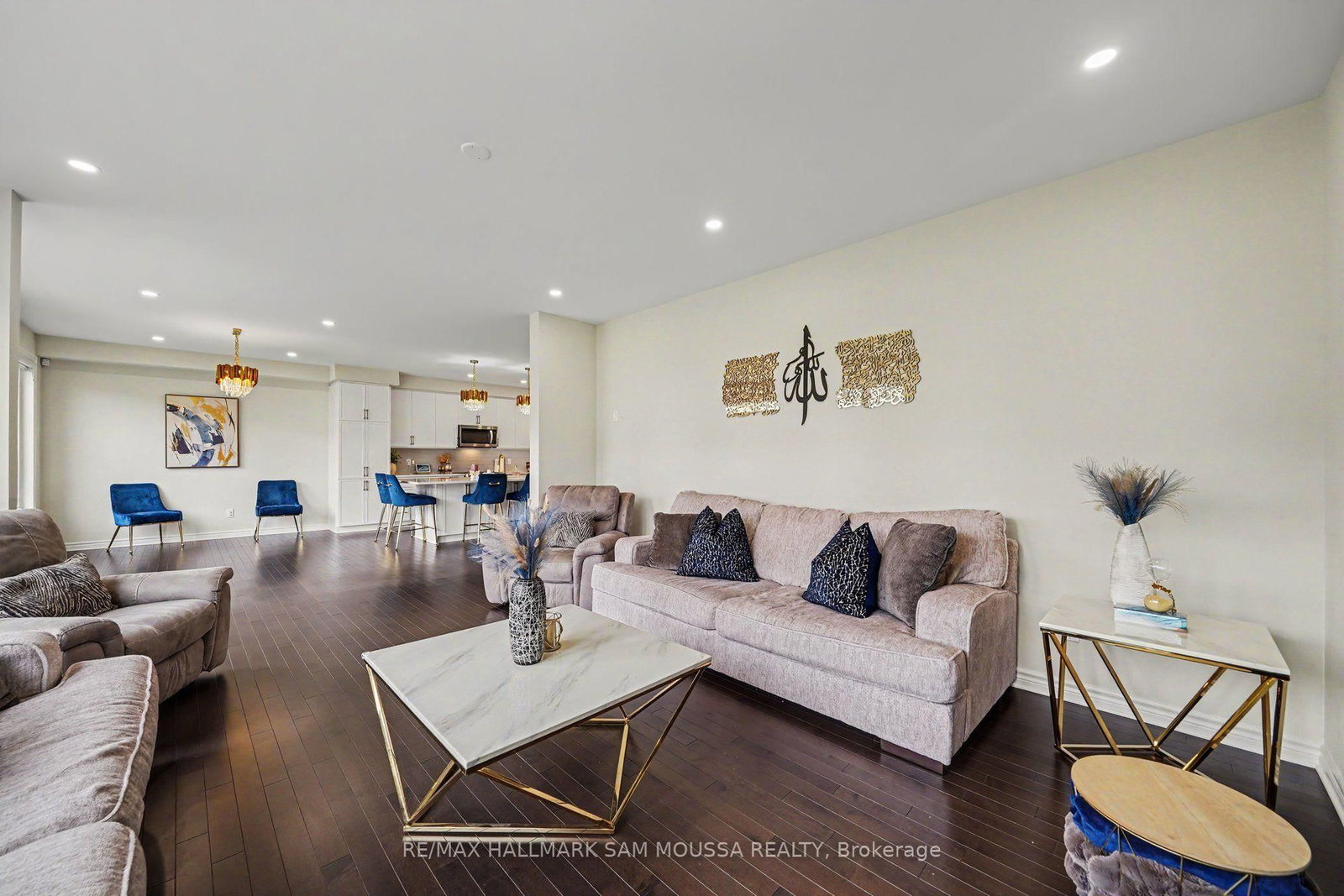 490 Central Park Boulevard • Russell, ON photo 18
