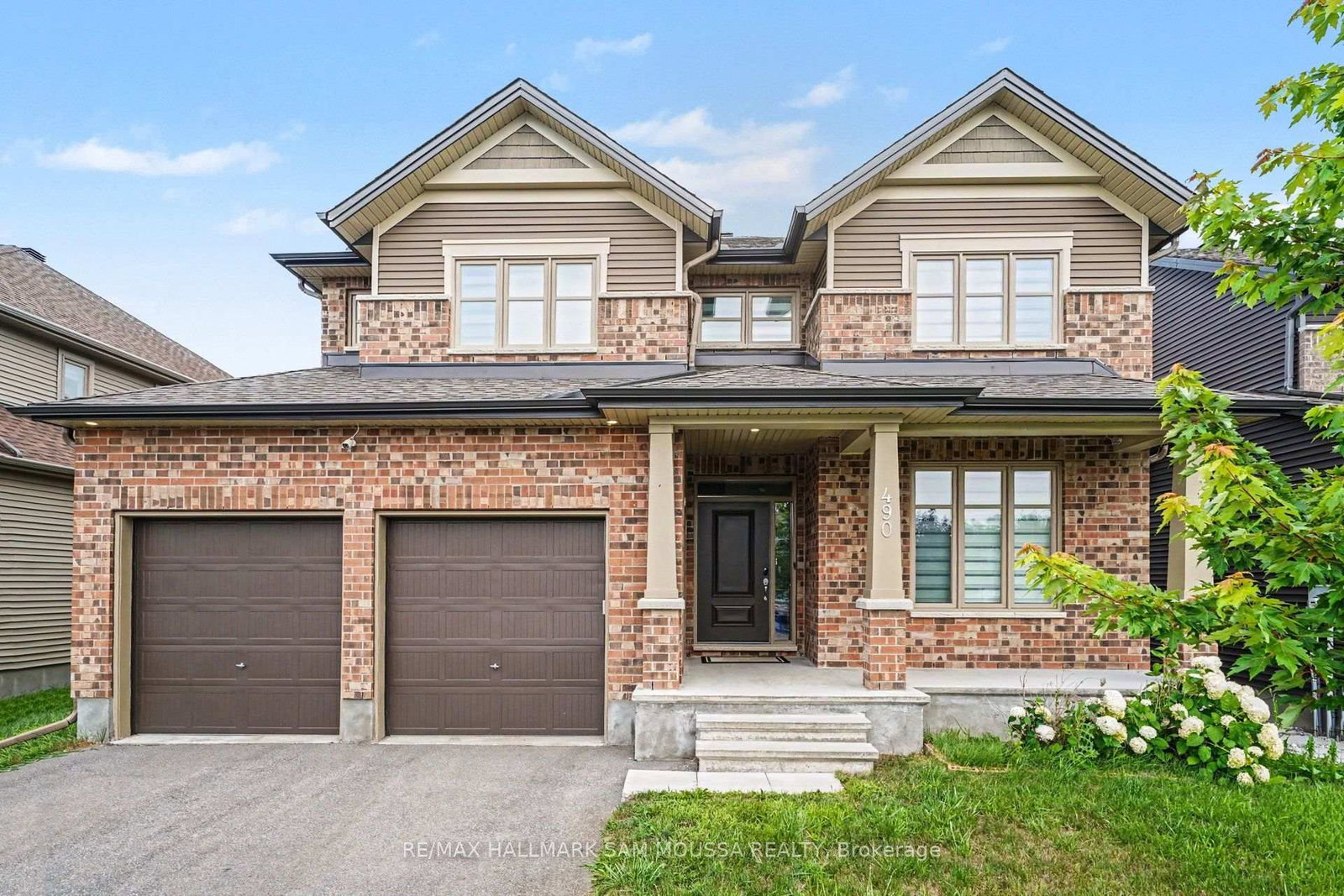 490 Central Park Boulevard • Russell, ON photo 2