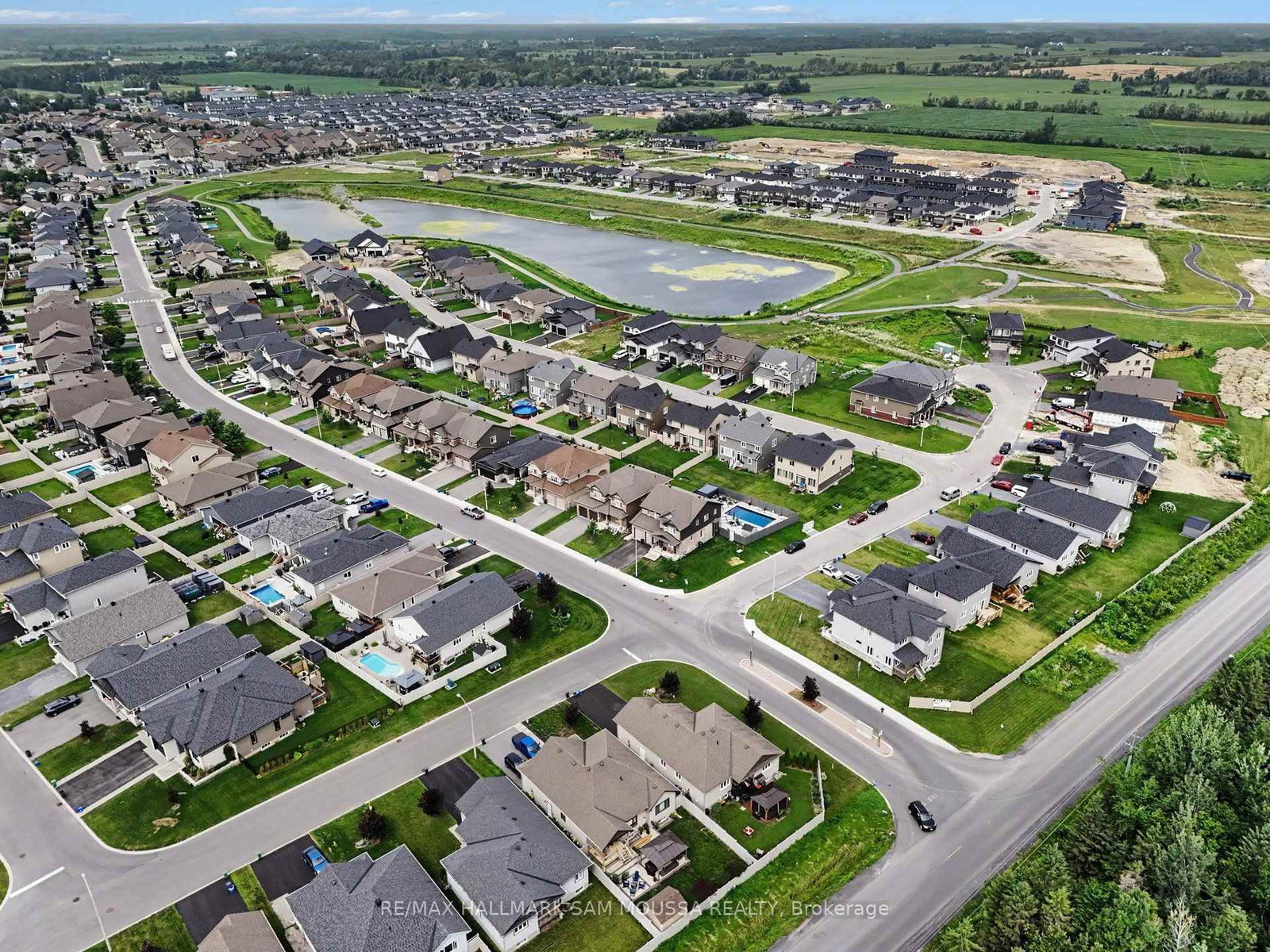 490 Central Park Boulevard • Russell, ON photo 47