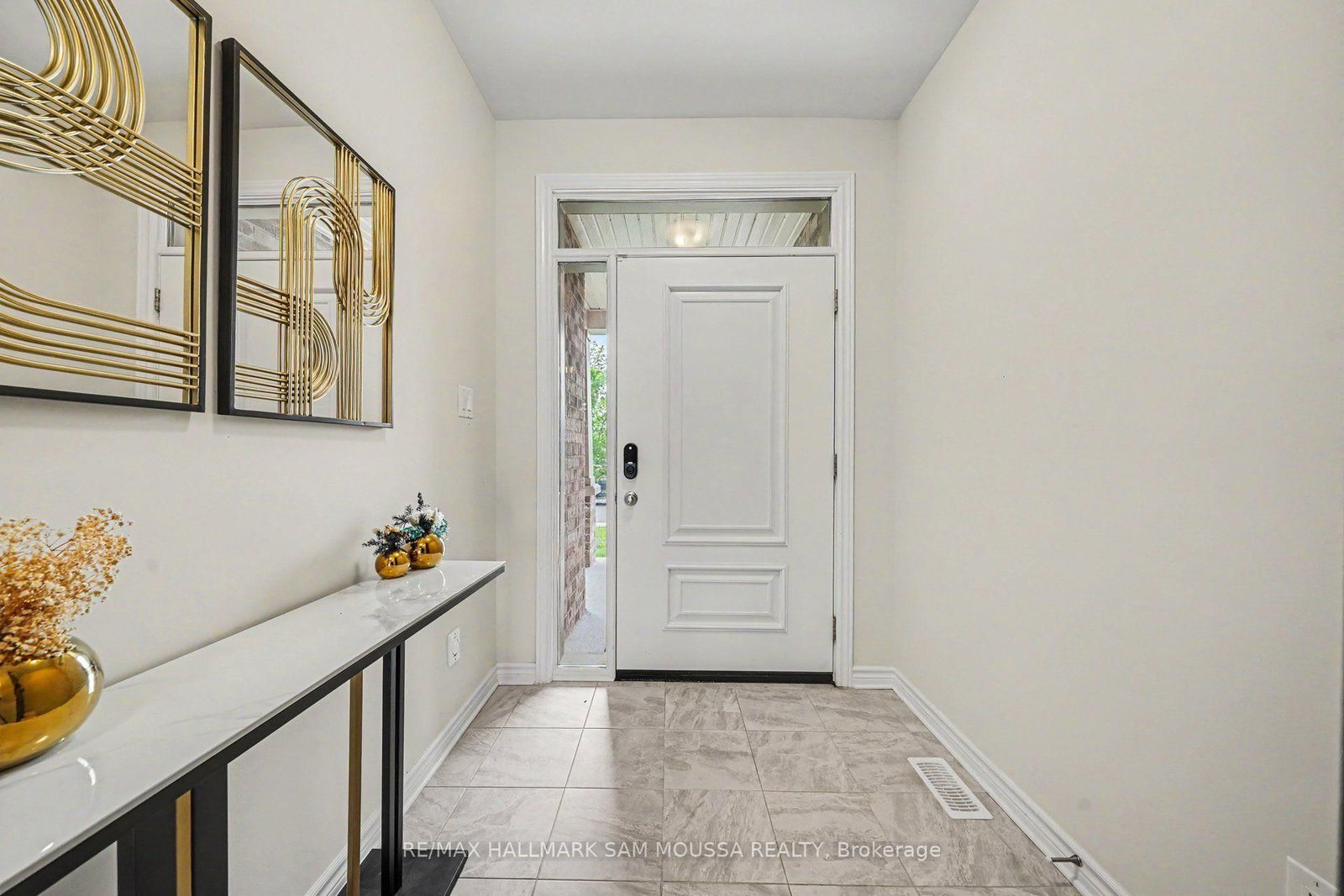 490 Central Park Boulevard • Russell, ON photo 6