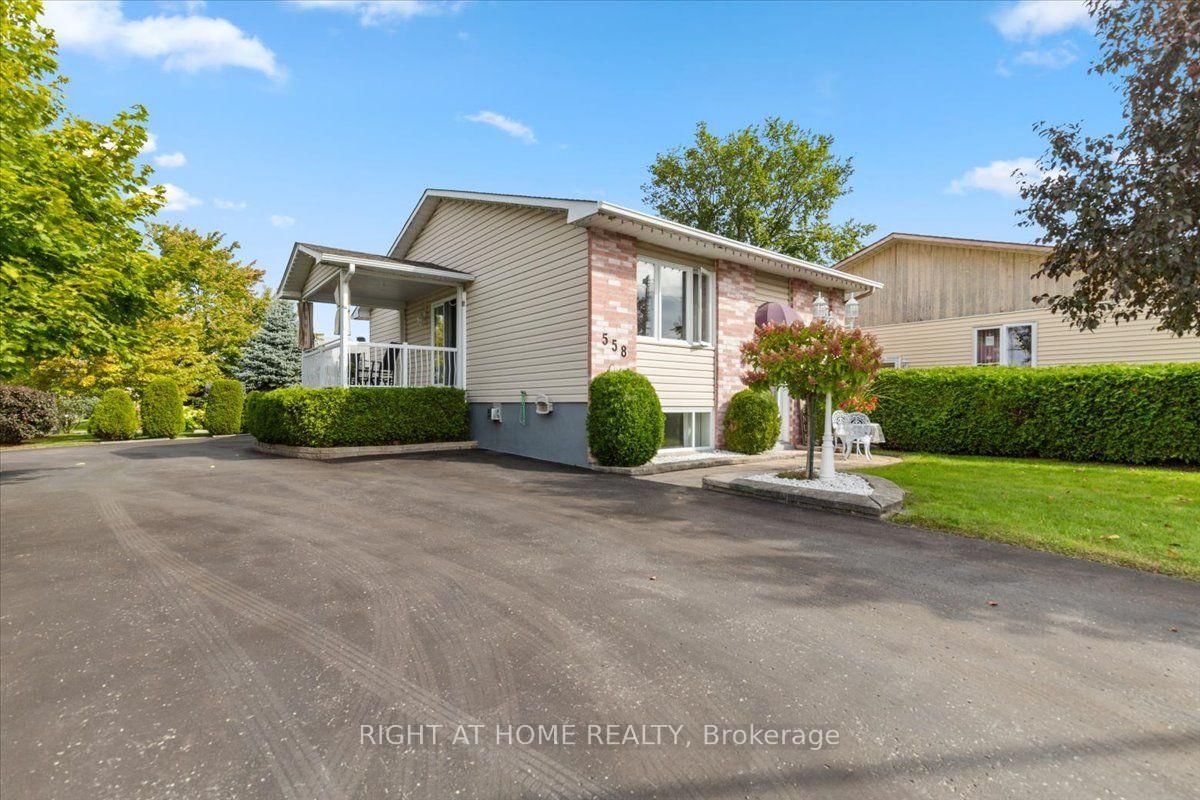 558 Laurier Street • Clarence-Rockland, ON photo 1