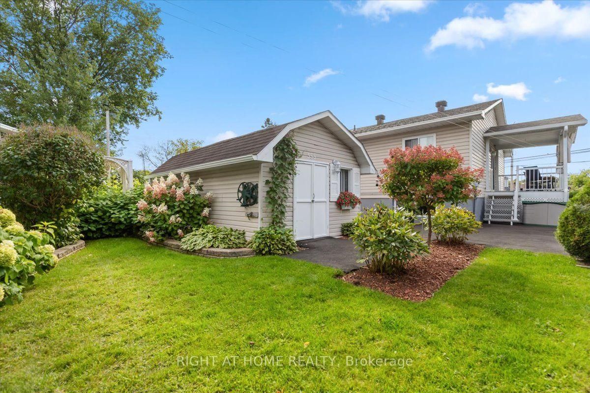 558 Laurier Street • Clarence-Rockland, ON photo 4