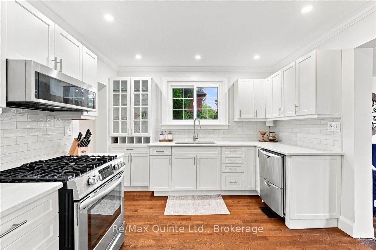 225 Bleecker Avenue • Belleville, ON photo 12