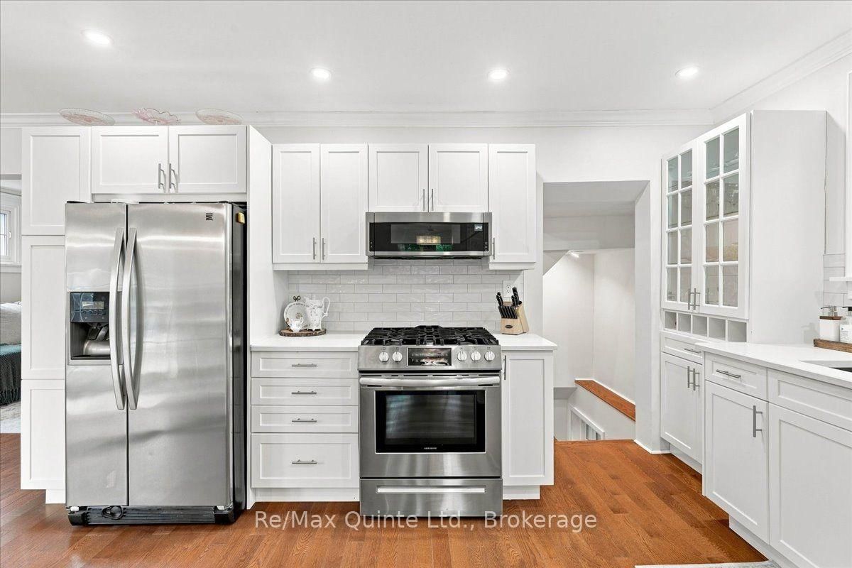 225 Bleecker Avenue • Belleville, ON photo 13