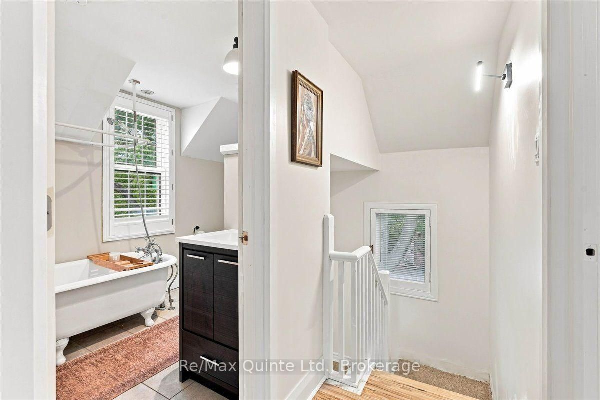 225 Bleecker Avenue • Belleville, ON photo 19