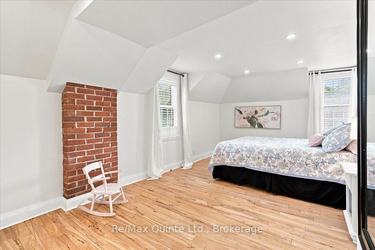 225 Bleecker Avenue • Belleville, ON photo 25