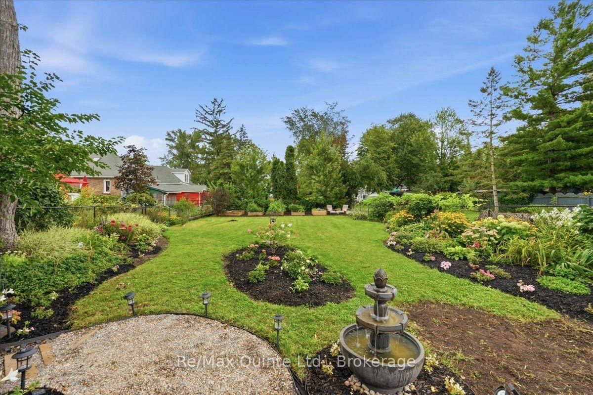 225 Bleecker Avenue • Belleville, ON photo 40