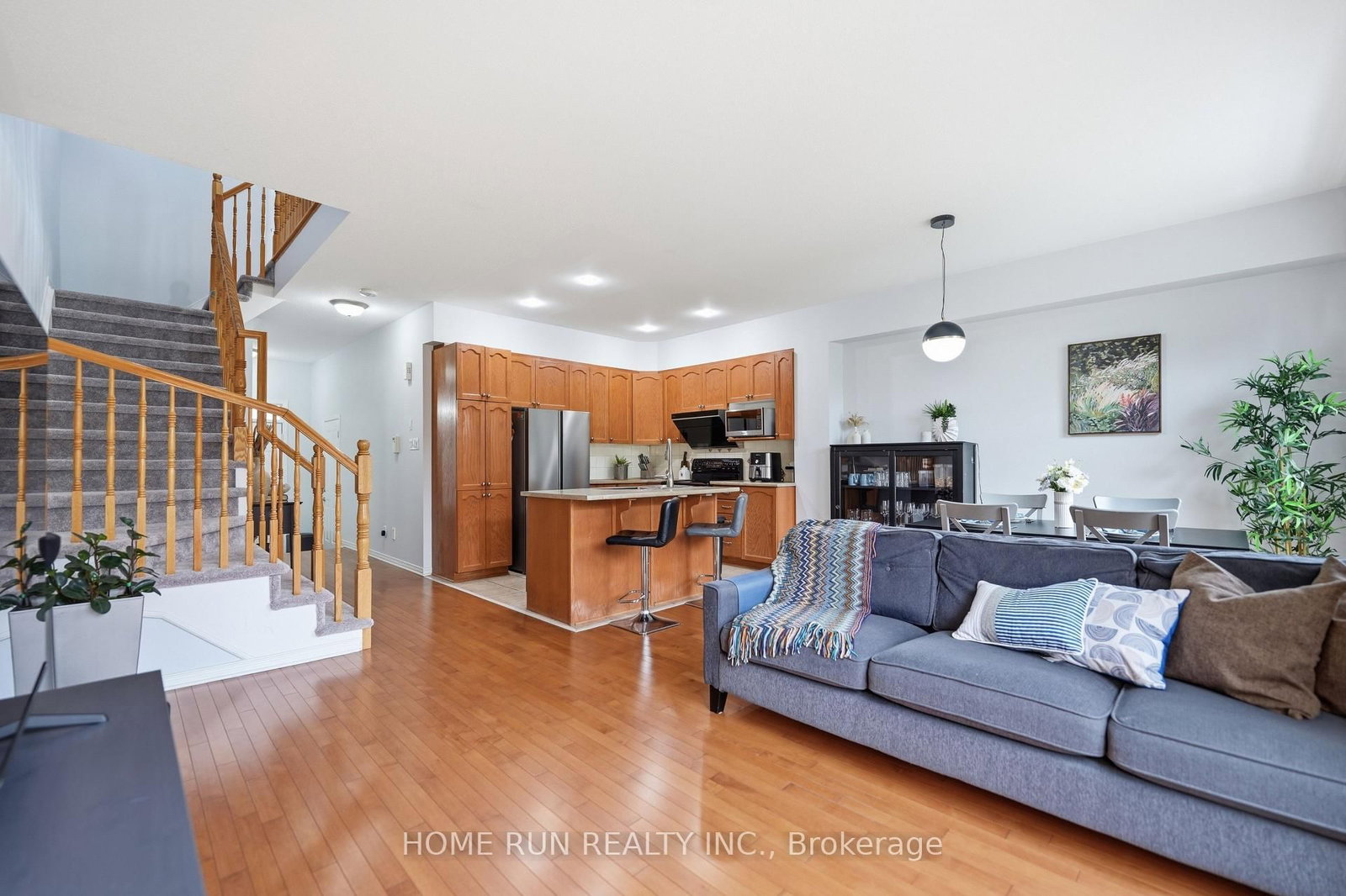202 Maxwell Bridge Road • Ottawa, ON photo 18