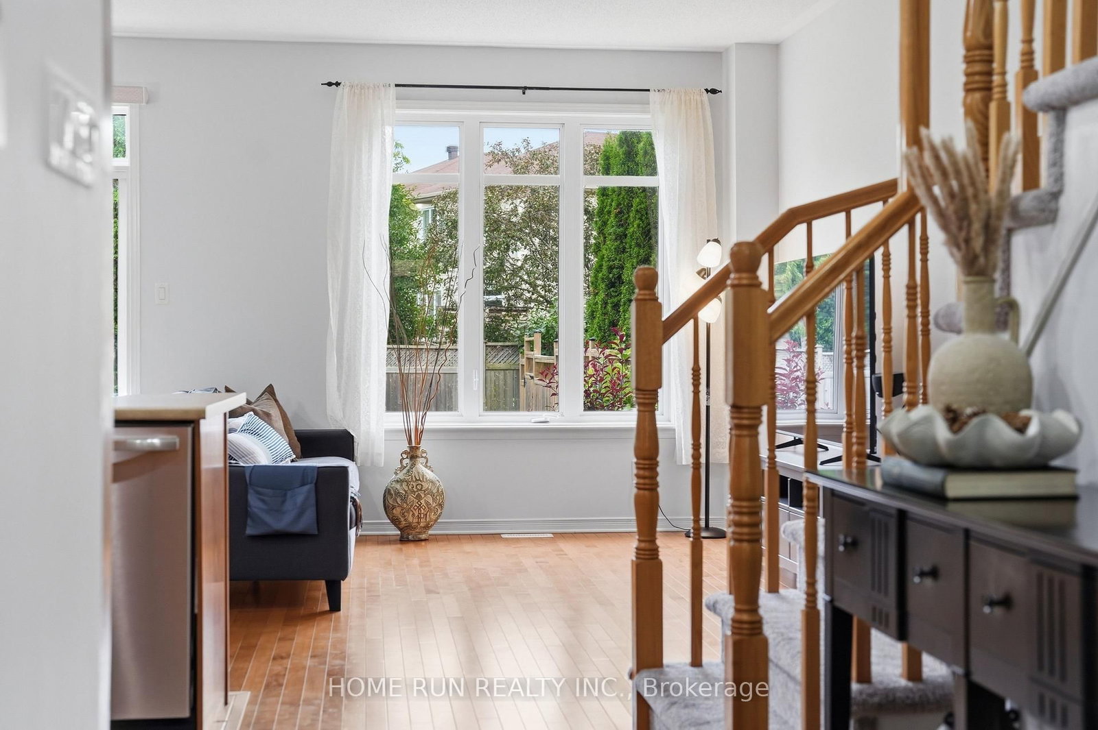 202 Maxwell Bridge Road • Ottawa, ON photo 19