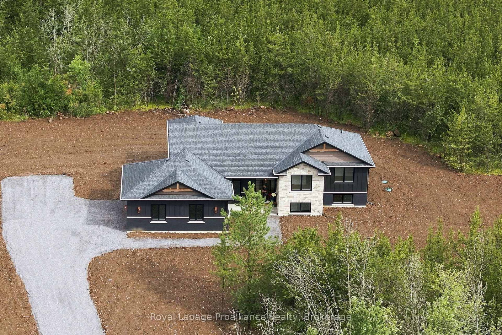 713 CALLAGHAN Road • Shannonville, ON photo 2