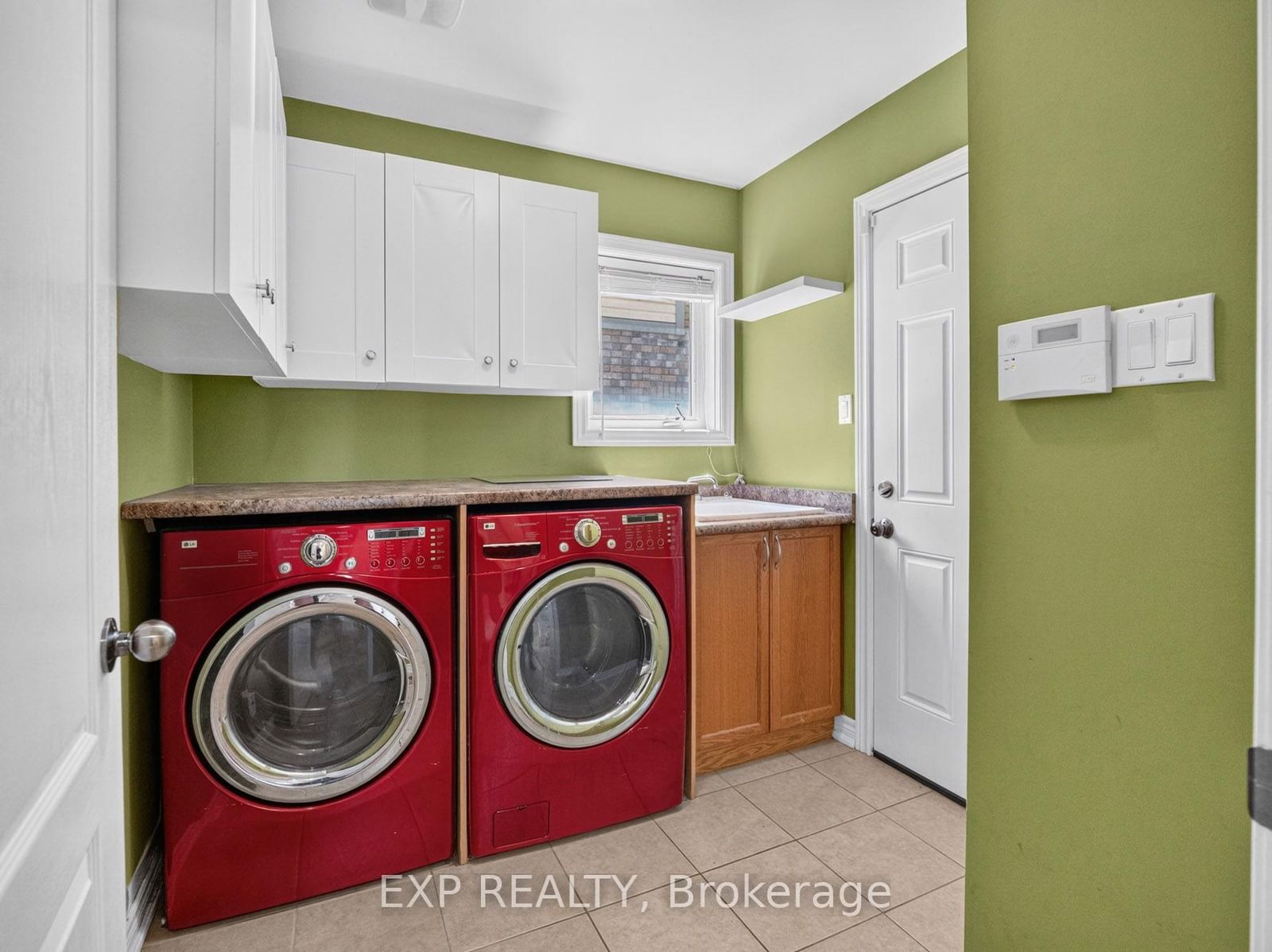6560 St. Michael Avenue • Niagara Falls, ON photo 20
