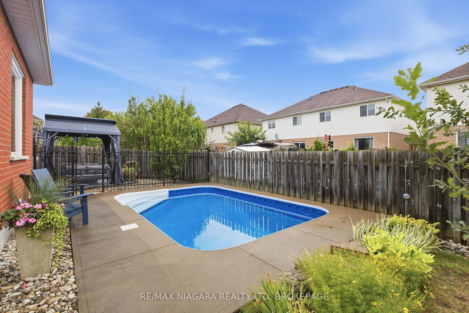 15 Cozocar Crescent • St. Catharines, ON photo 13