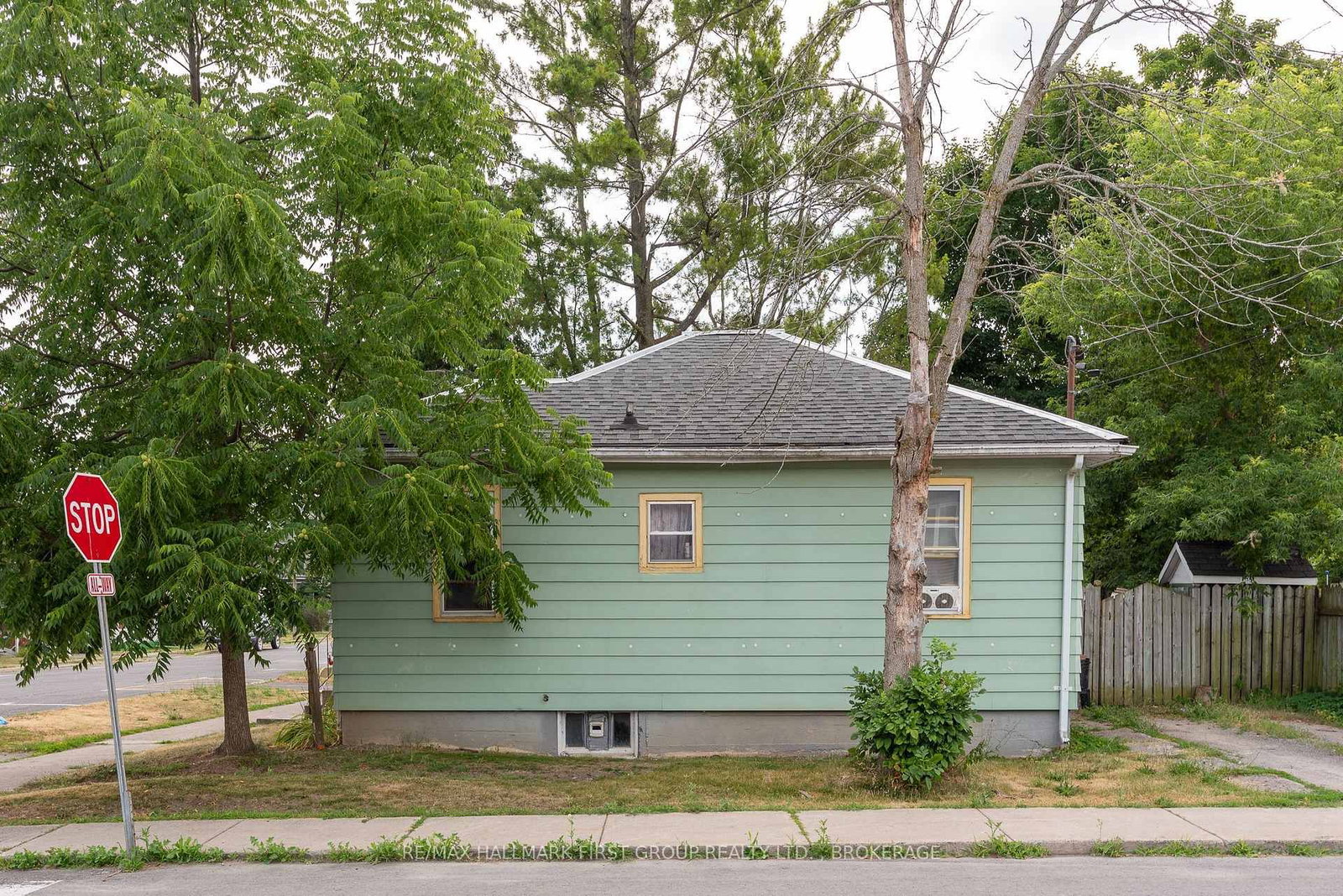 103 Centre Street • Deseronto, ON photo 9
