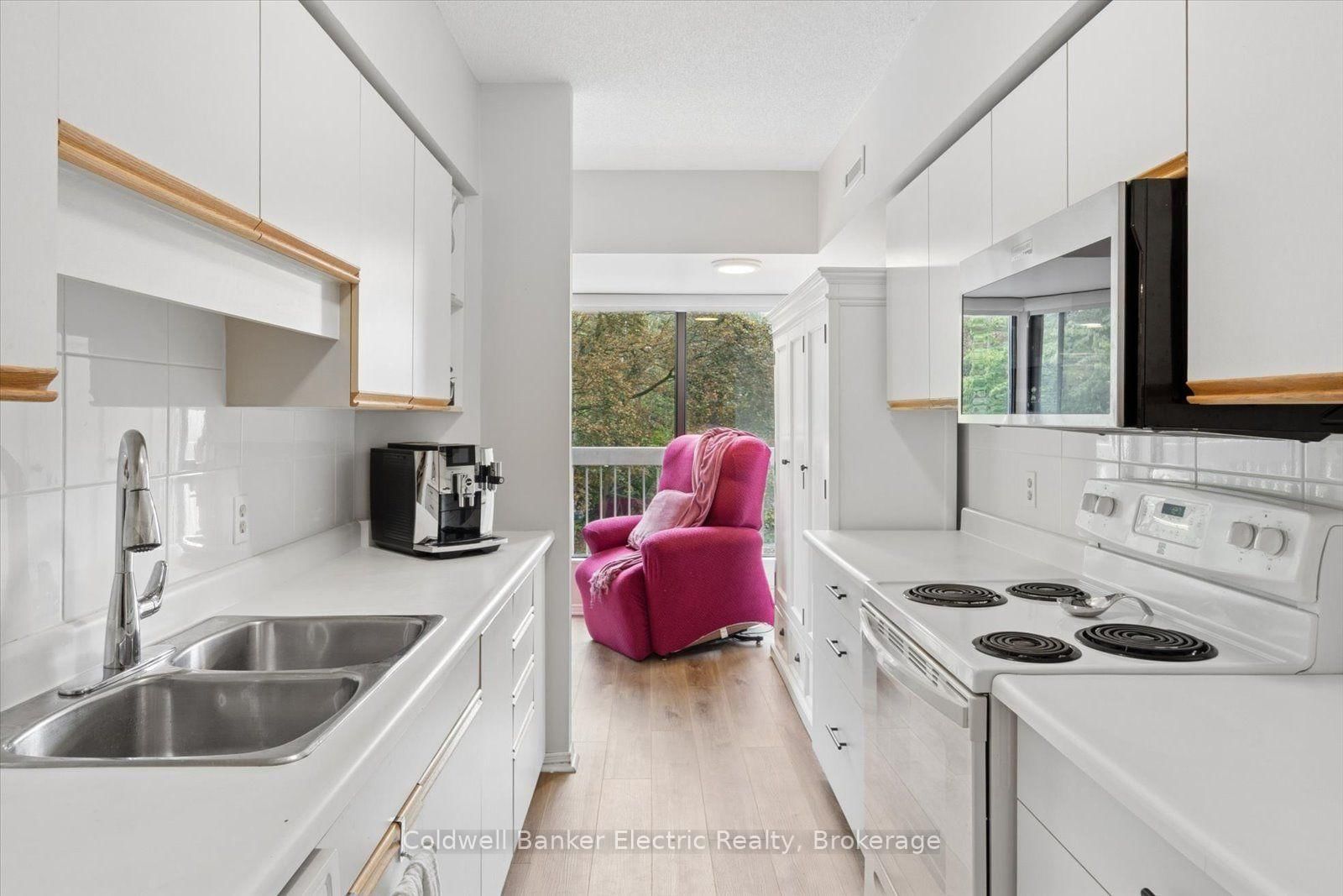 40 Auburn Street • #206 • Peterborough, ON photo 14