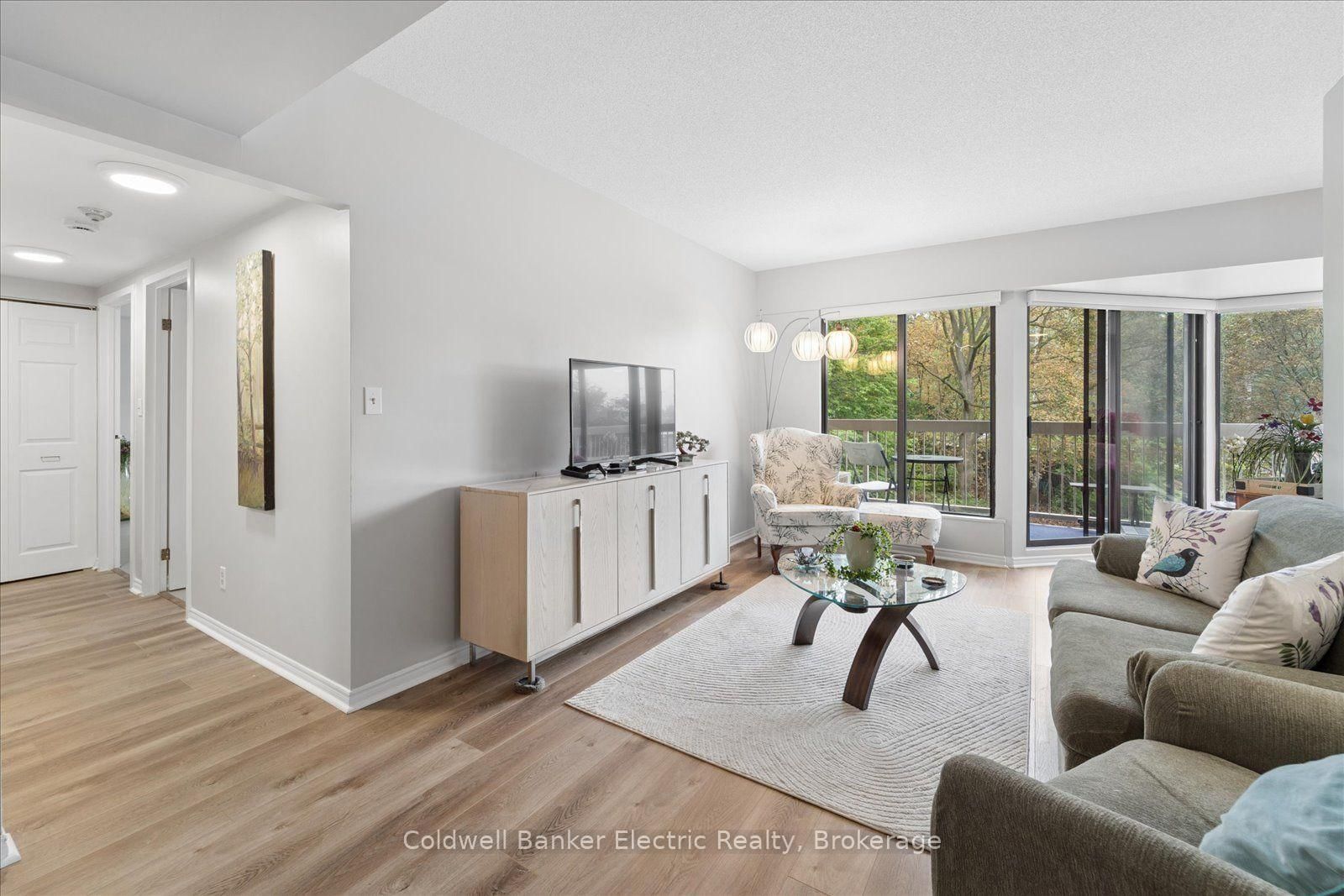 40 Auburn Street • #206 • Peterborough, ON photo 4