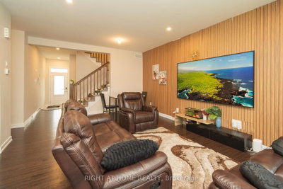 942 Seagrave Lane • Richmond, ON photo 6
