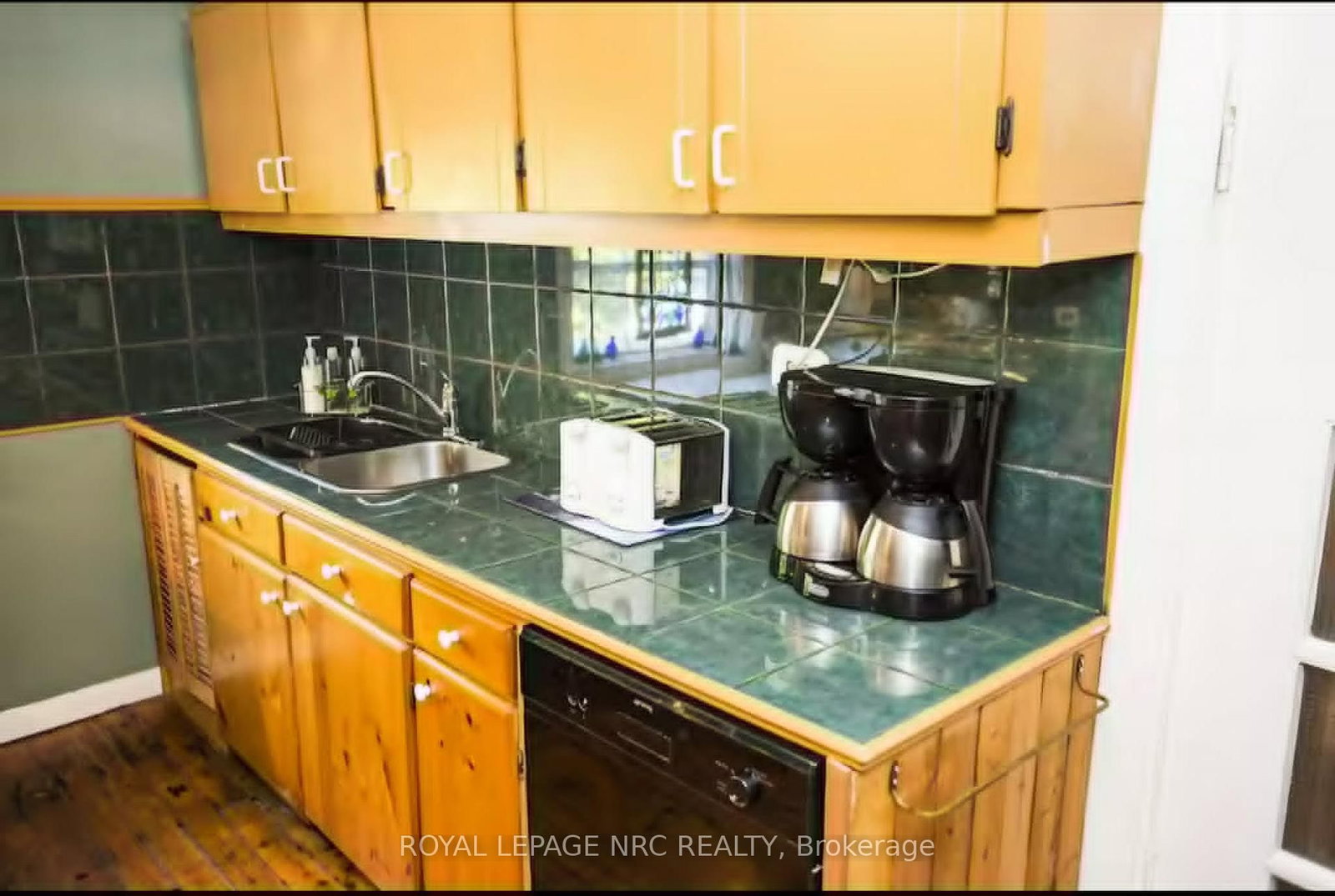 156 Mary Street • Niagara-on-the-Lake, ON photo 11