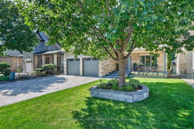446 Rahul Crescent • Ottawa, ON photo 3