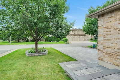446 Rahul Crescent • Ottawa, ON photo 5